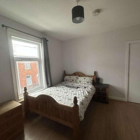 M&B Accommodation لينكولن المظهر الخارجي الصورة